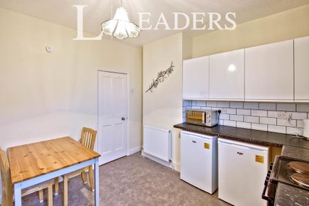1 bedroom bungalow to rent - Photo 3