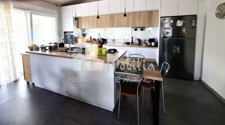 Detached house For rent, Marousi, 156 sq.m., €3.800 - Photo 4