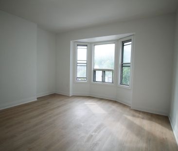 For Lease - 1026 Queen Street Unit# Upper, Toronto, Ontario - Photo 2