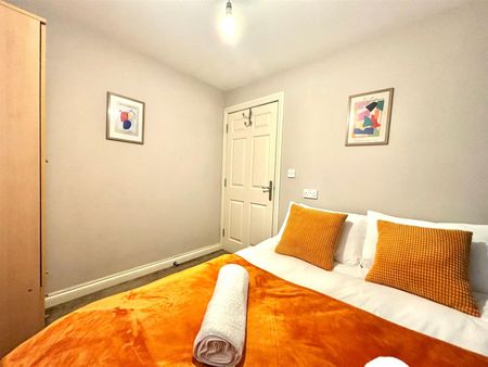 4 bedroom house - townhouse - Photo 4
