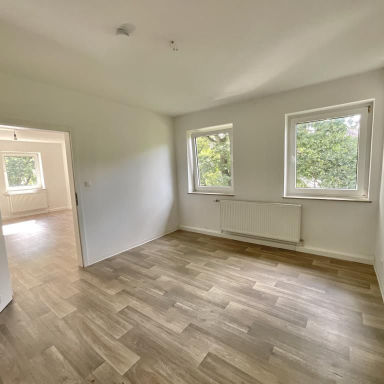 Geräumige 2-Zimmer-Wohnung *Auf dem Knüll* frei! - Photo 1