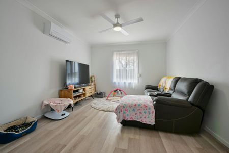 69 Charles Avenue - Photo 2