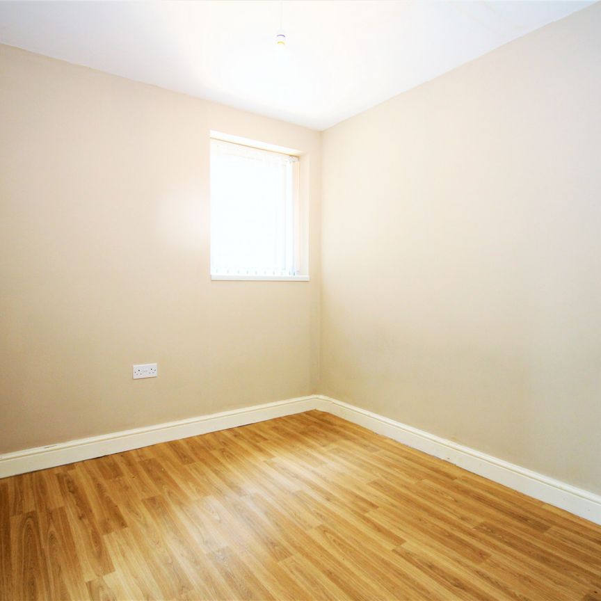 Lea, Preston - Photo 1