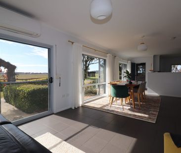 Brick family home - 9 km from town - Photo 4