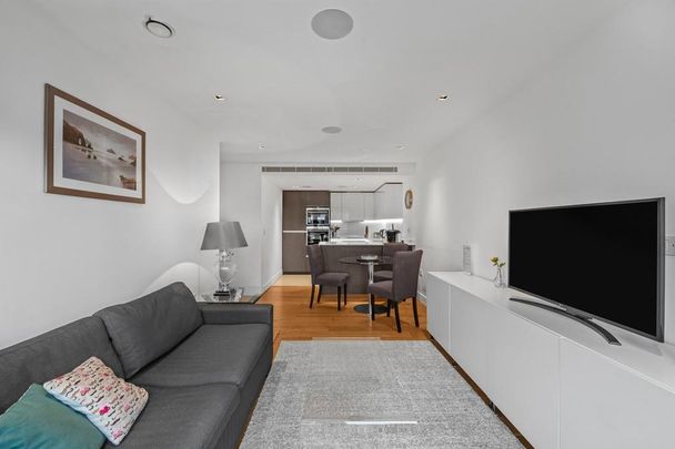 1 bedroom flat to rent - Photo 1
