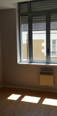 Location Appartement Studio 36 m² Châtillon-sur-Indre - Photo 1