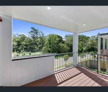 Near New Townhouse In Central Buderim - Photo 2