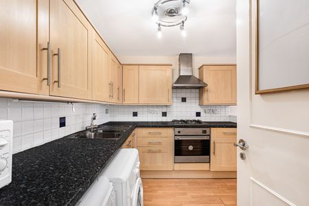 1 Bed Flat, Vesage Court, EC1N - Photo 3