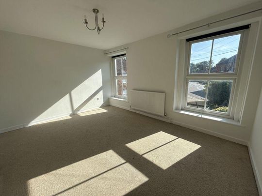 2 bedroom semi-detached house to rent - Photo 1