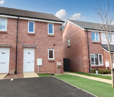 2 bedroom end of terrace house to rent - Photo 3