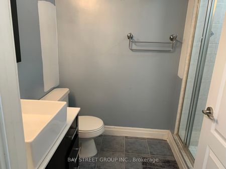 For Lease - 21 Hillcrest Avenue Unit# 906, Toronto, Ontario - Photo 3