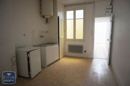 Location Appartement 1 pièce 50m² BOURG EN BRESSE 01000 - Photo 2