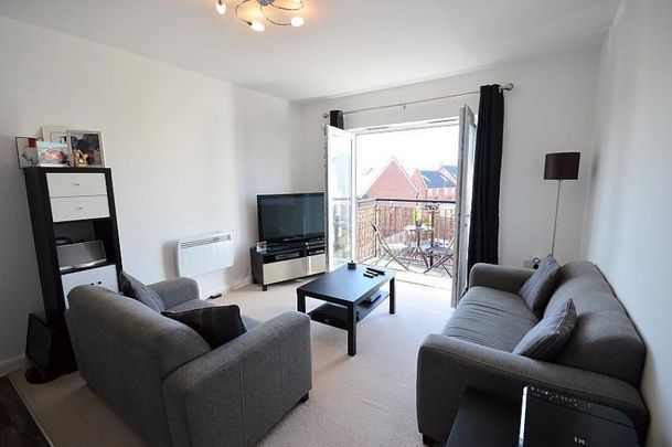 2 Bedroom Apartment Available Arranging tenancy - Photo 1