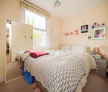 2 Bed Flat, Stratford, E15 - Photo 6