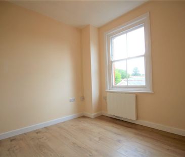 2 Bedroom - Lenten Street, Alton - Photo 3