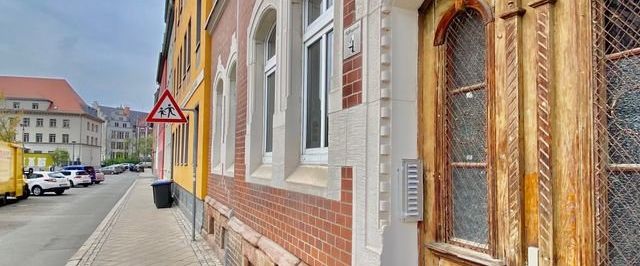 Zentraler gehtÂ´s nicht! 3-Raum-Wohnung mit Kamin- und Badeofen plus Balkon im 3. OG - Photo 1