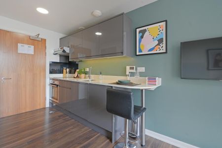 Studio to rent - Photo 5