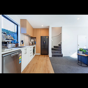 Fully Furnished Townhouse - Photo 1