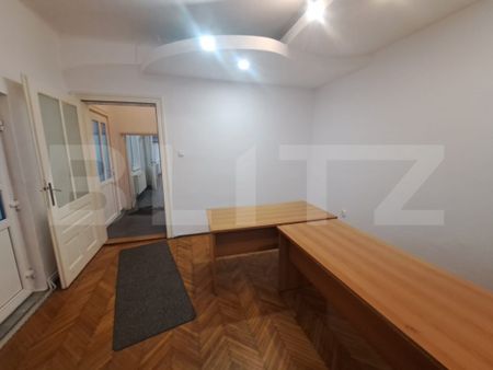 Casa de inchiriat - ideala pentru birouri sau activitate com - Fotografie 4