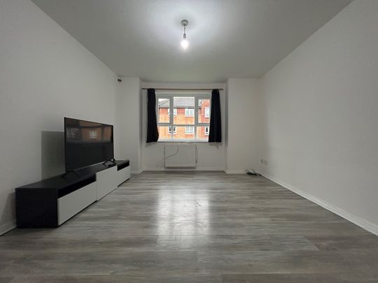 Princes Gardens, Liverpool, L3 - Photo 1