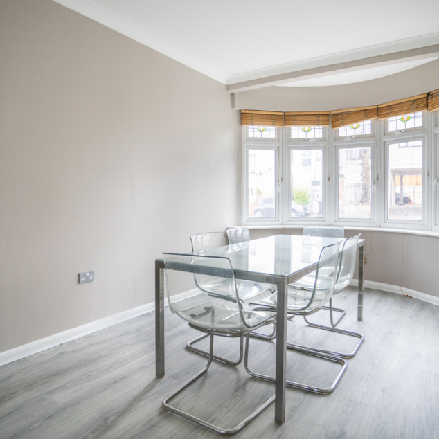 6 bedroom semi-detached house to rent - Photo 1