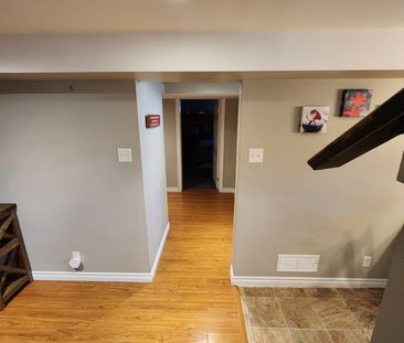 For Lease - 232 Angeline Street Unit# Lower, Kawartha Lakes, Ontario - Photo 4