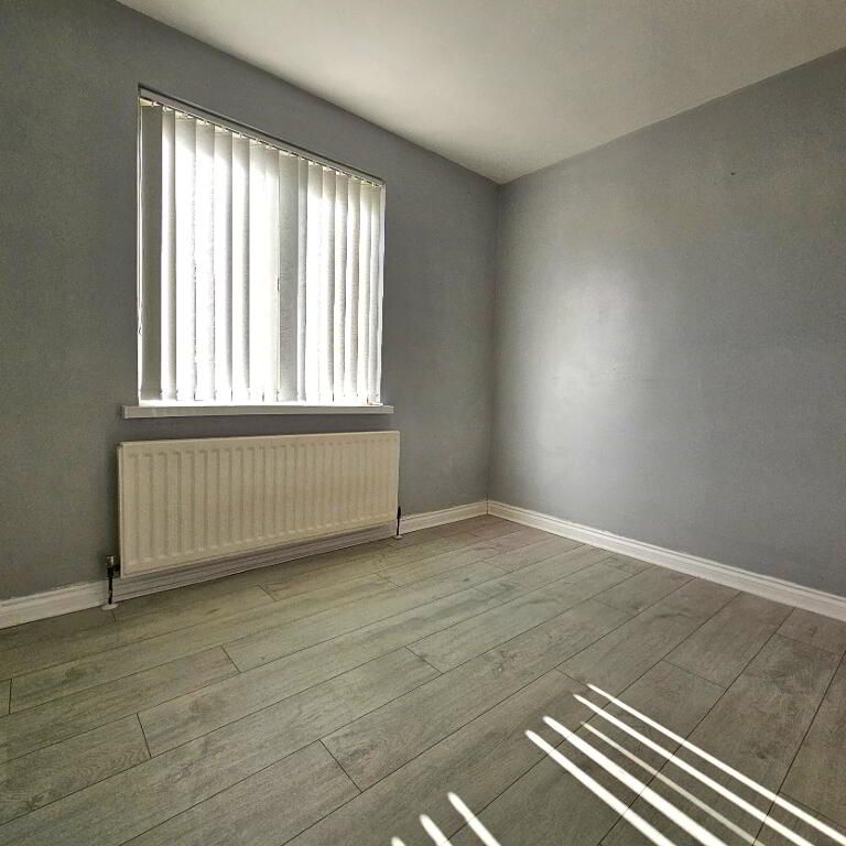 49 Caulside Park, Antrim, BT41 2DR - Photo 1