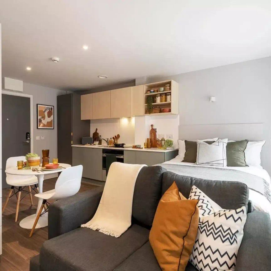 4 Bed Standard Ensuite - Photo 1