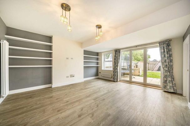 5 bedroom house to rent - Photo 1