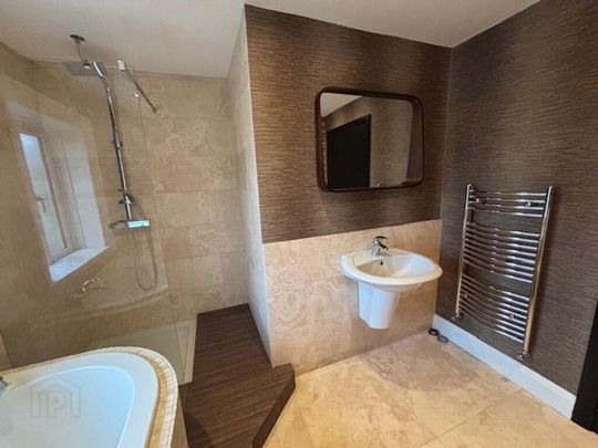 9 The Green, Holywood, BT18 9DW - Photo 1