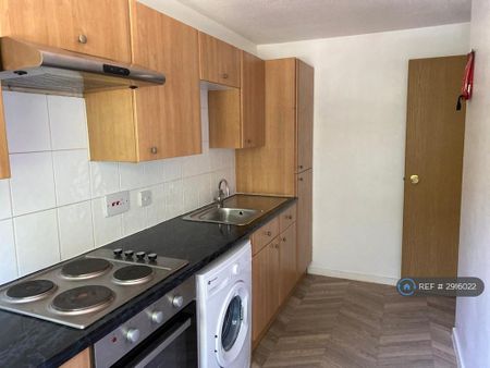 1 bedroom maisonette to rent - Photo 4