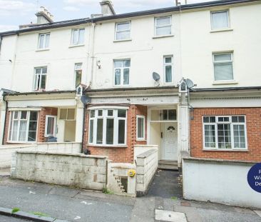 Foord Road South, Folkestone, CT20 1HJ, Kent - Photo 2