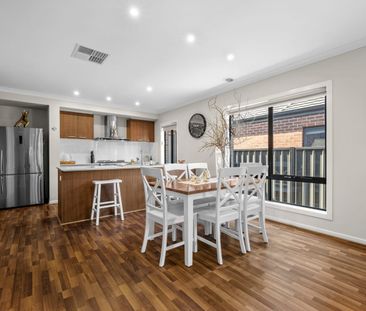 Serene Estate Living - Photo 3