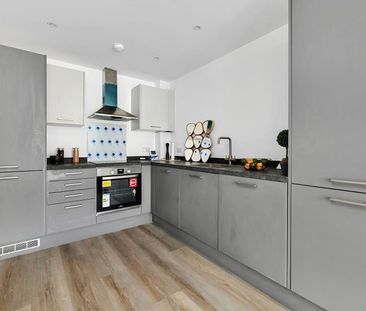 2 bedroom apartment to rent - Photo 5