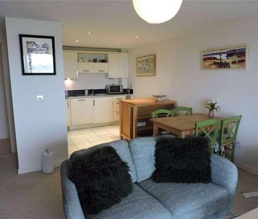 Caroline Way, Sovereign Harbour North, Eastbourne, BN23 - Photo 4