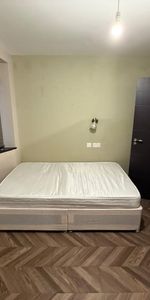 Studio Flat, Stox Mead, HA3 - Photo 3