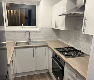 2 Bed Flat, Imogen Court, M5 - Photo 4