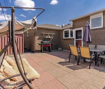 For Lease - 49 Athlone Avenue, Brampton, Ontario - Photo 6