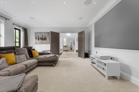 Bankhall Lane, Altrincham - Photo 4