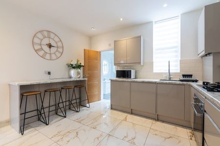 Belmont Street - Photo 3