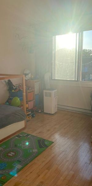 5 1/2 for rent in NDG / 5 1/2 a Louer dans NDG - Photo 1