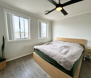 Spacious Backyard Retreat | 4-Bedroom Townhouse - Photo 4