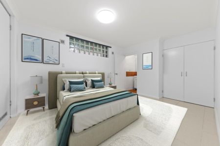 2 Bedroom Apartment with massive private courtyard - Photo 2