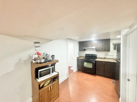 For Lease - 431 Woodward Avenue, Milton, Ontario - Photo 5