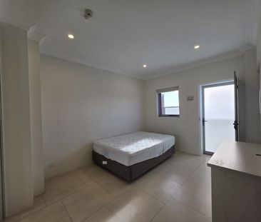 Conveniently Located Modern Self-Contained Studio Apartment - Photo 2