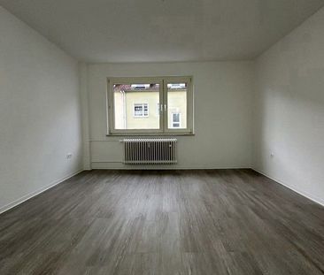 Frisch renovierte 2-Zi.-Whg. mit neuem Badezimmer - Foto 2