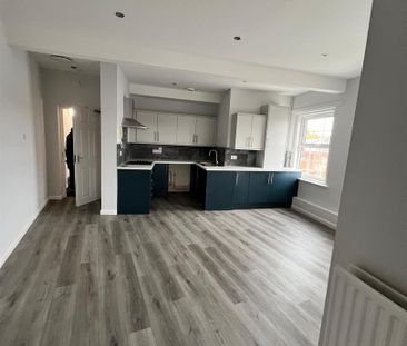 Flat 1, Turn Park Heads, Station Road, Chester Le Street, DH3 3DY - Photo 1