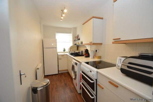 1 bedroom property to rent in Chertsey - Photo 1