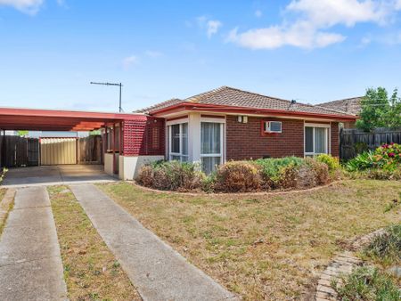 19 Morshead Street, MELTON SOUTH - Photo 4