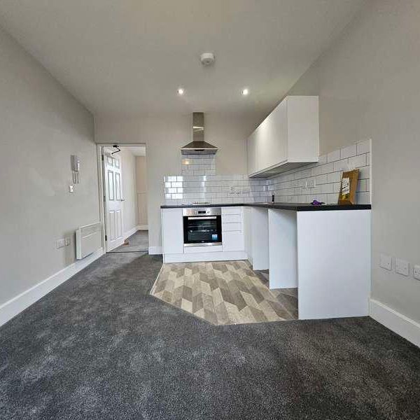 Balby Road, Doncaster, DN4 - Photo 1